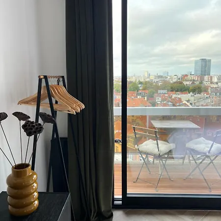 Deluxe Studio La Cambre - With View Brussels Exterior photo